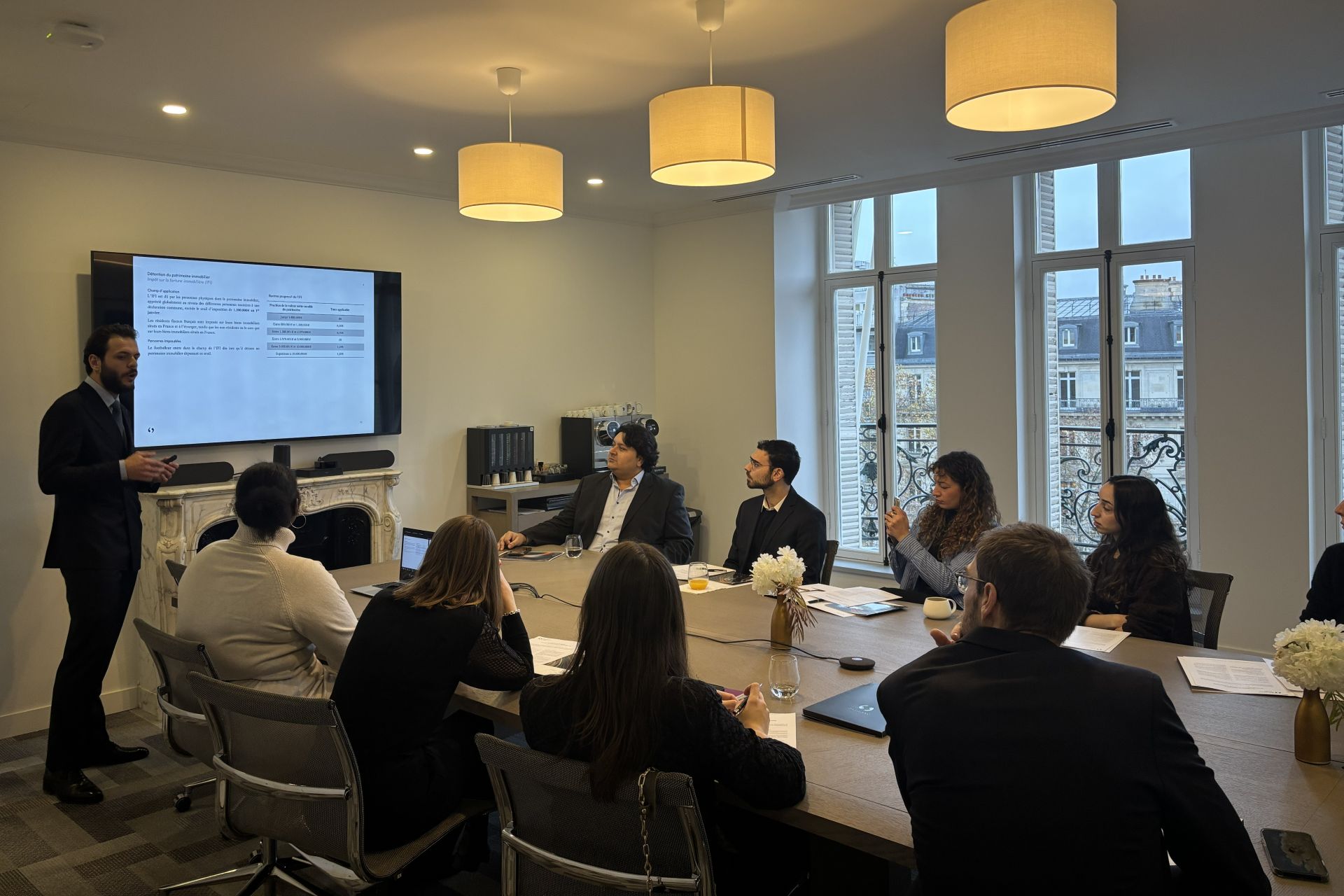 Table ronde : Fiscalité du footballeur : un match entre performance et conformité