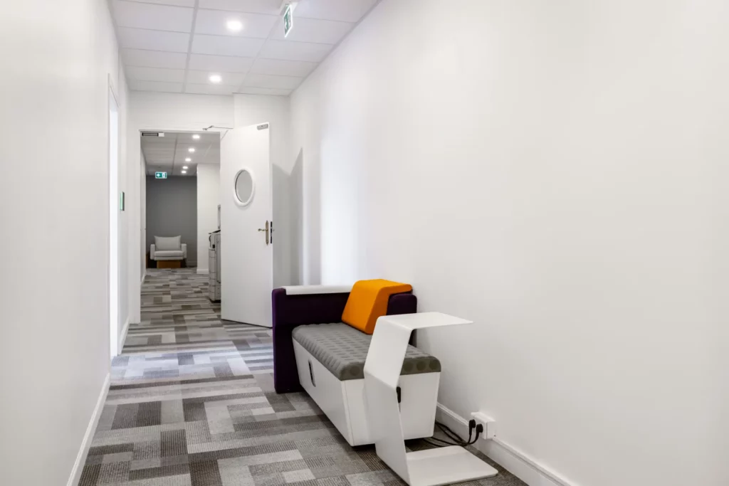 Syntaxe-locaux-Champs-Elysées-037