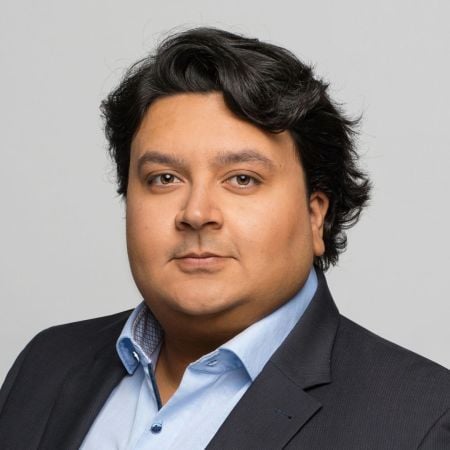 Headshot of Michel Dayanithi, tax lawyer and founding partner at Syntaxe in Paris